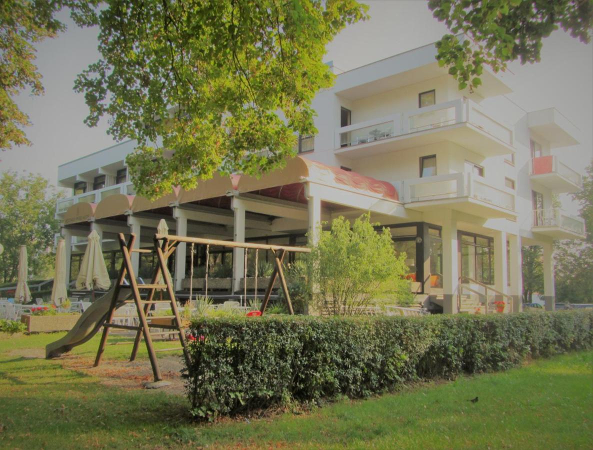 Reichels Parkhotel Бад-Виндсхайм Экстерьер фото