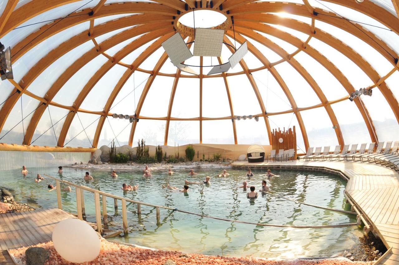 Reichels Parkhotel Бад-Виндсхайм Экстерьер фото