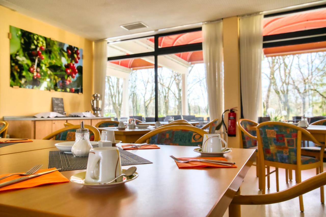 Reichels Parkhotel Бад-Виндсхайм Экстерьер фото
